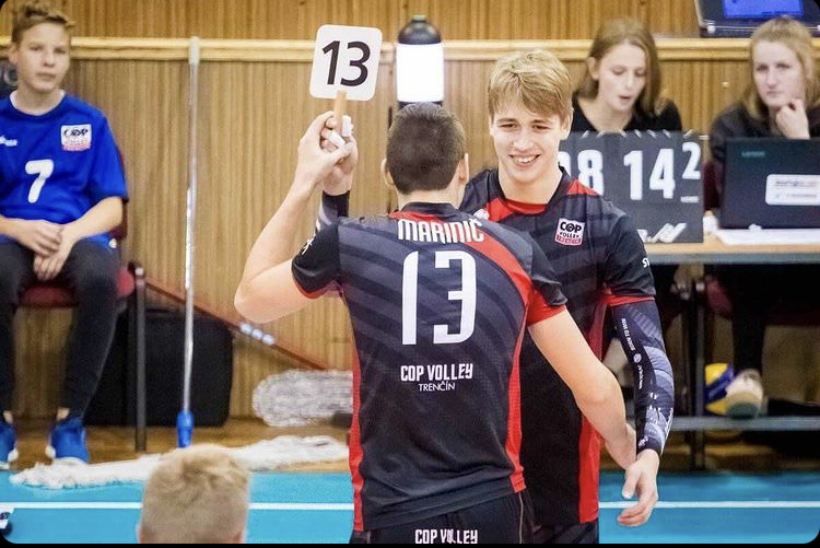 91ED27F5-DE89-4FA3-805F-5CADA43B7C20