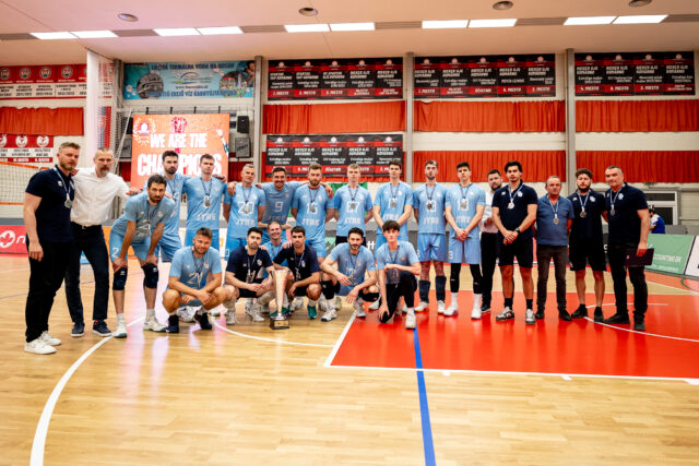 Komárno ovládlo finále. Slovan po boji bez titulu
